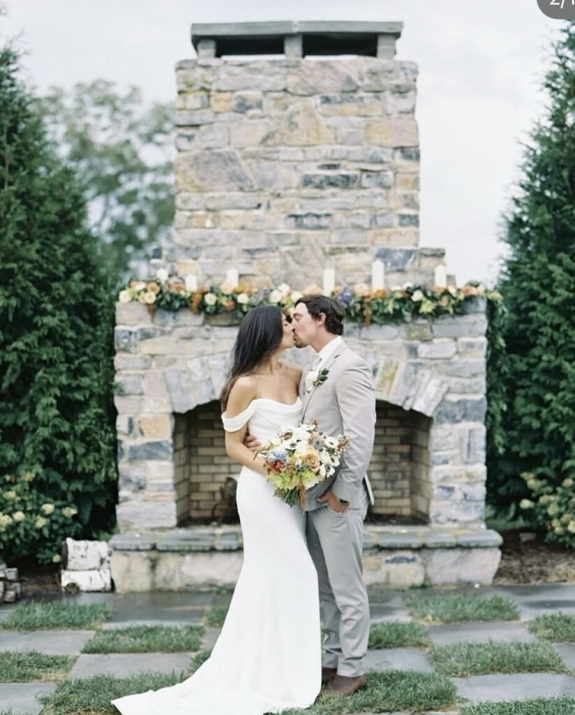 Bridal Kiss Romance