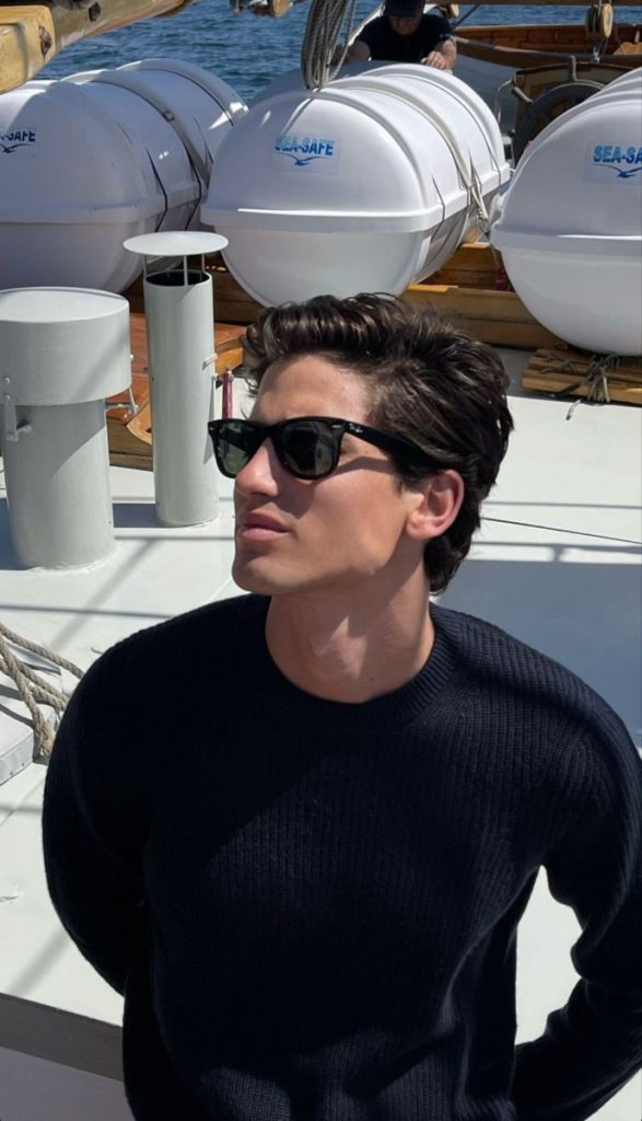 Gentlemen Side Part