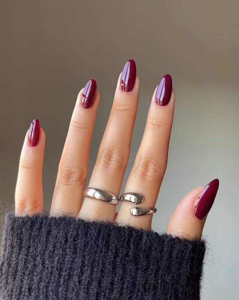 Glowing maroon Magic