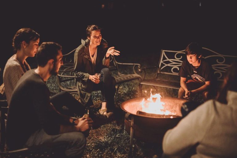 18 Bonfire Party Ideas Worth Copying This Year