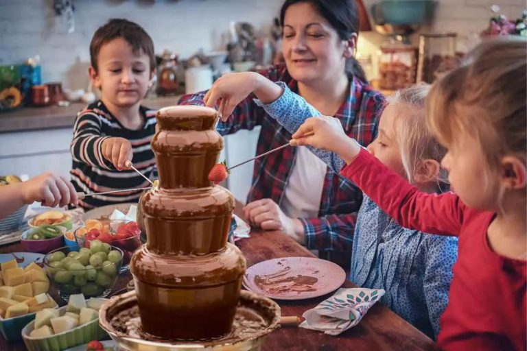 24 Birthday Party Food Ideas for Fun-Filled Gatherings